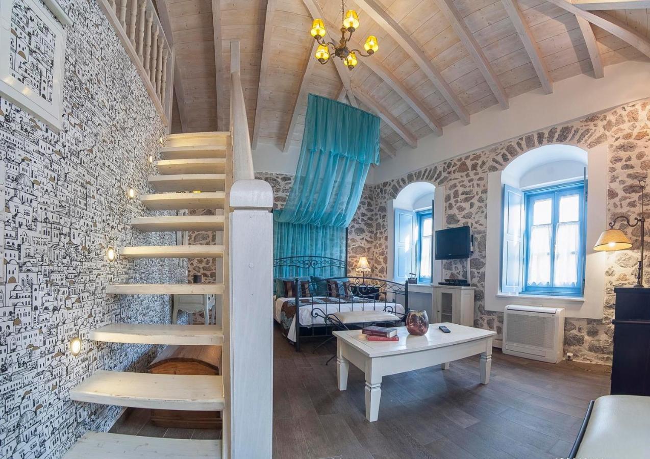 Portadelmare Deluxe Suites Идра Экстерьер фото